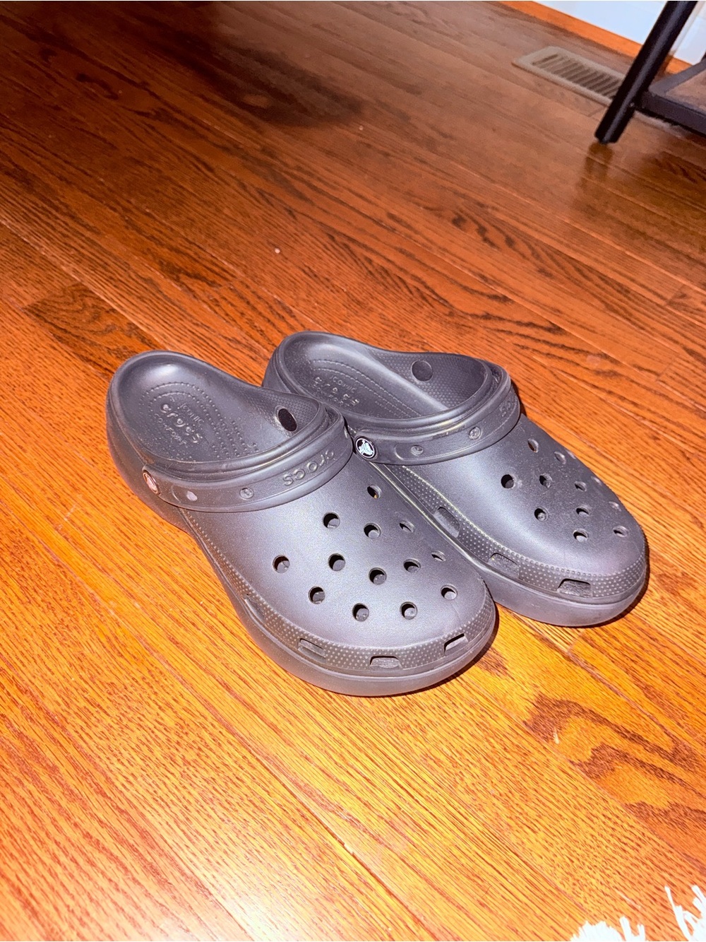 Crocs - Picture 2 of 2